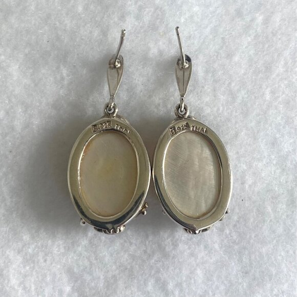 Sterling Silver 925 MOP Marcasite Sea Life Shell Panel Necklace & Earring Set - Picture 13 of 16